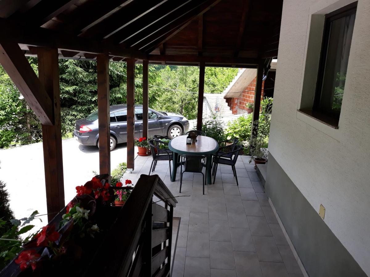 Maison d'hôtes House Zlatko à Selište Drežničko Extérieur photo